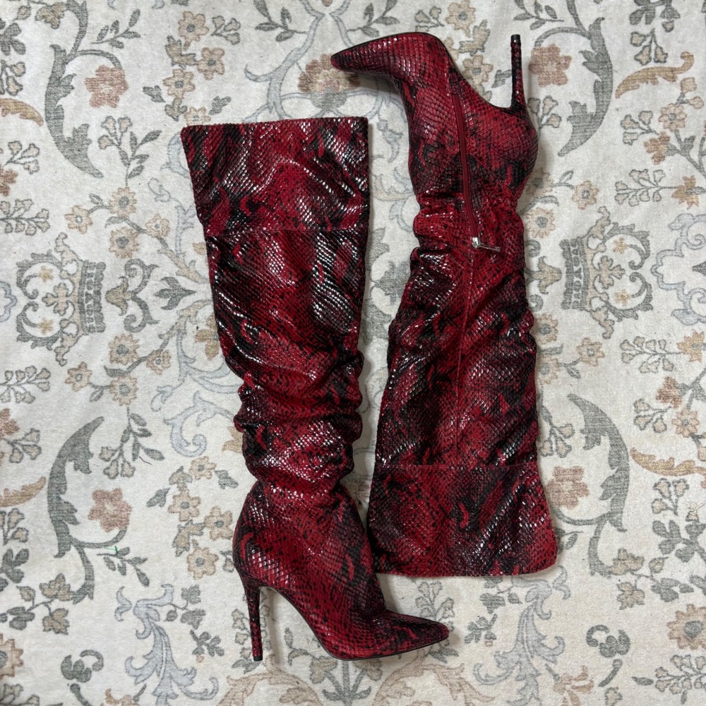 Jessica Simpson Red Snakeskin Over The Knee Slouch Stiletto Boots 7.5M 38 - Picture 2 of 10